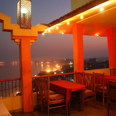 Puja Guest House Varanasi Dış mekan fotoğraf