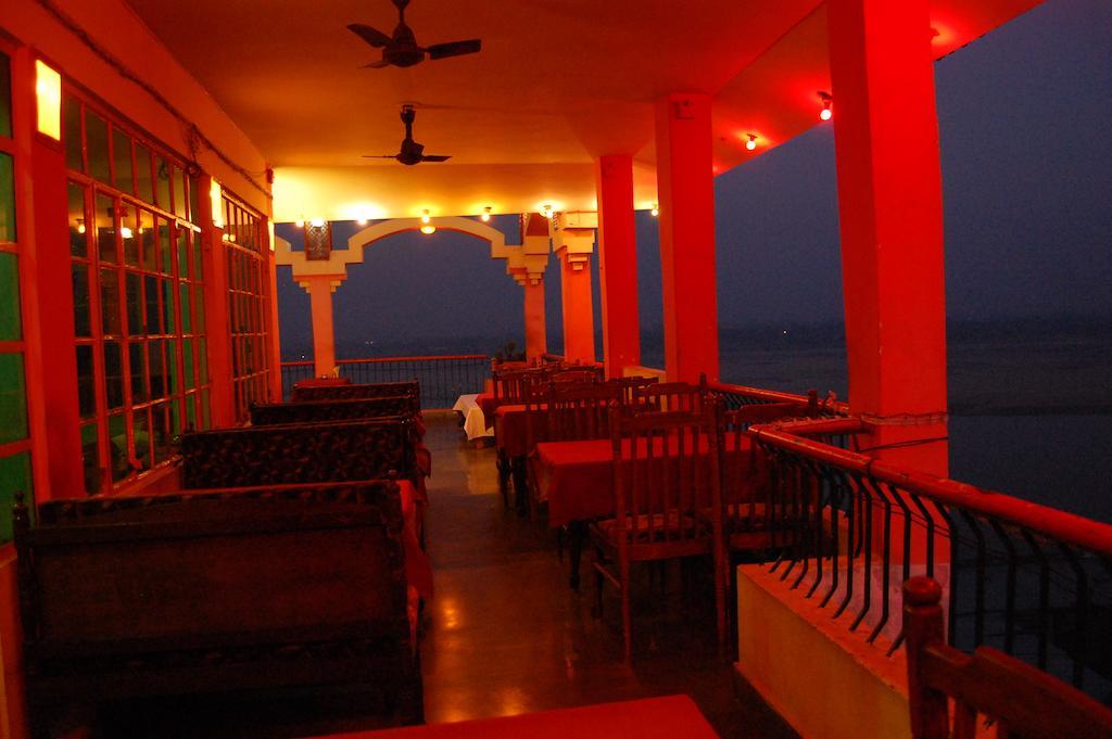Puja Guest House Varanasi Dış mekan fotoğraf