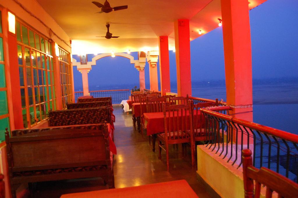Puja Guest House Varanasi Dış mekan fotoğraf