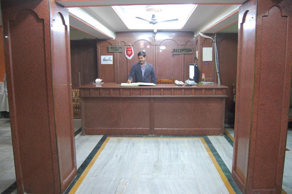Puja Guest House Varanasi Dış mekan fotoğraf