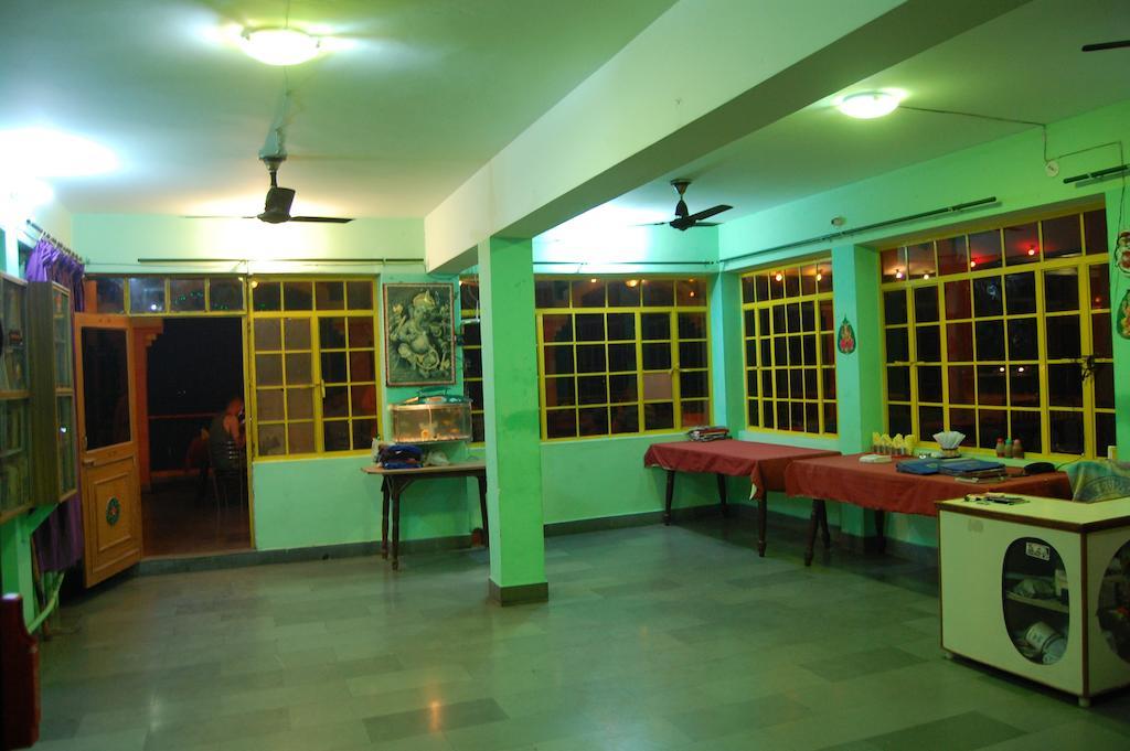 Puja Guest House Varanasi Dış mekan fotoğraf